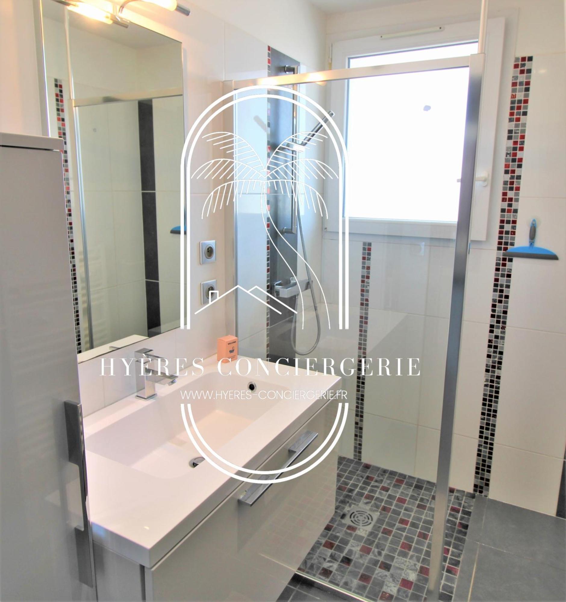 Appartement 3* coquet 300m de la mer Les Bonnettes Le Pradet Extérieur photo