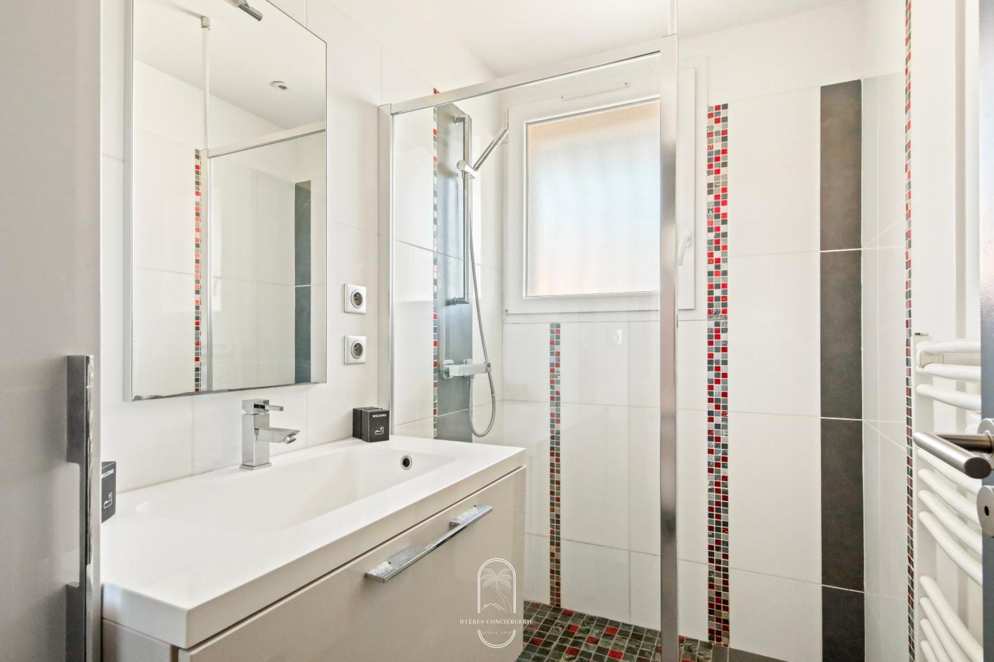 Appartement 3* coquet 300m de la mer Les Bonnettes Le Pradet Extérieur photo