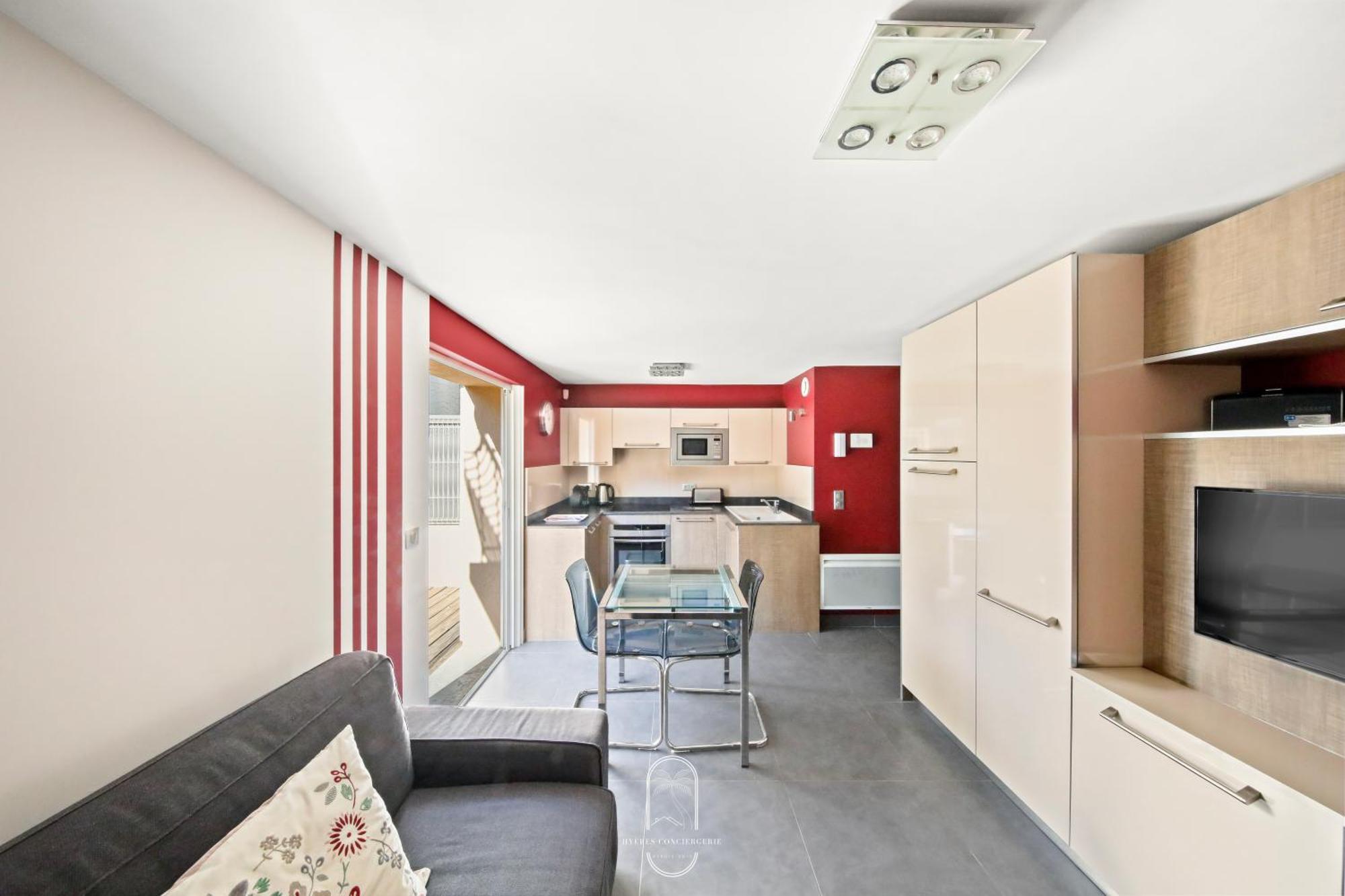 Appartement 3* coquet 300m de la mer Les Bonnettes Le Pradet Extérieur photo