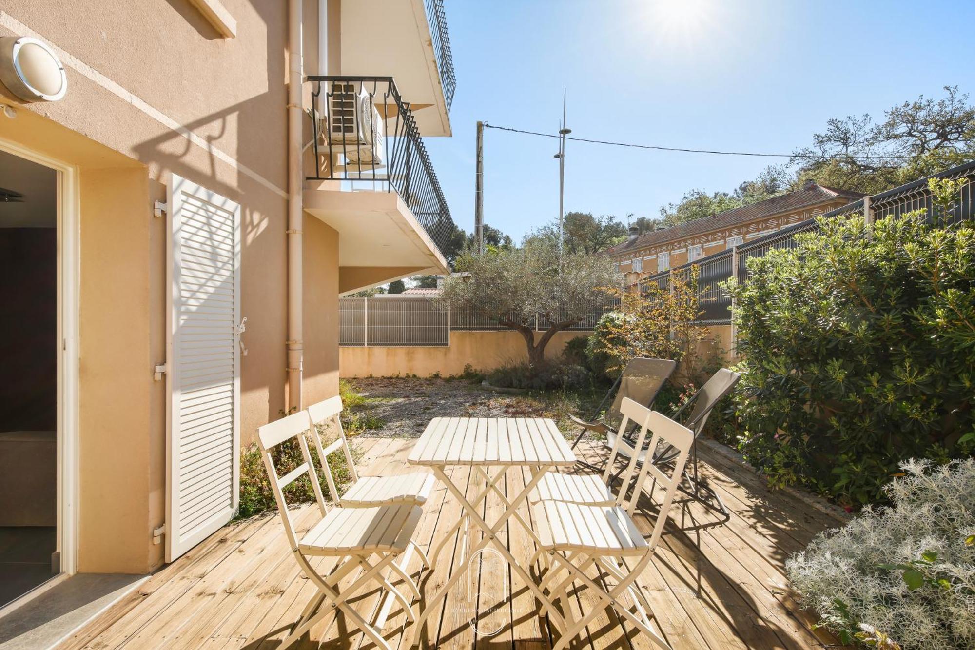 Appartement 3* coquet 300m de la mer Les Bonnettes Le Pradet Extérieur photo